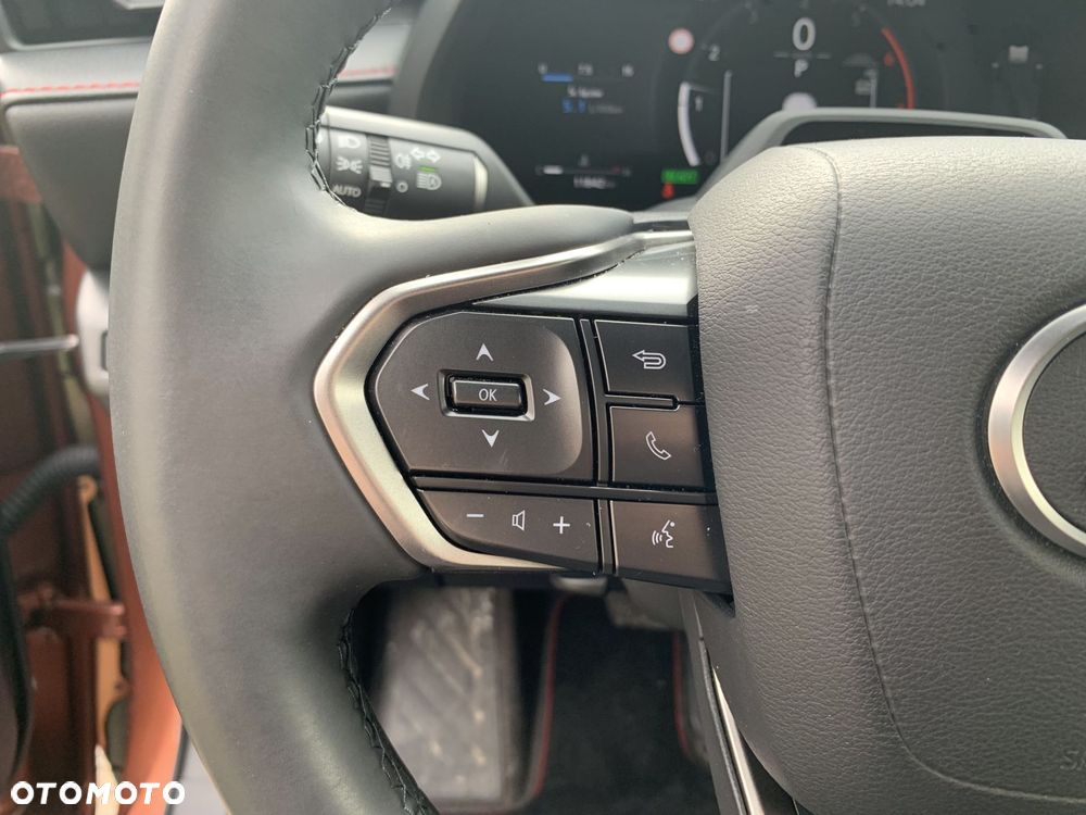 Lexus LBX 1.5 Hybrid Emotion - 12