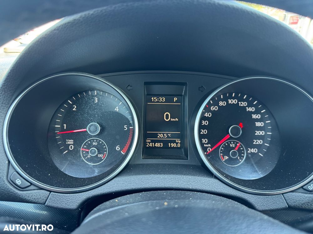VOLKSWAGEN Golf 2011 — imagine 11