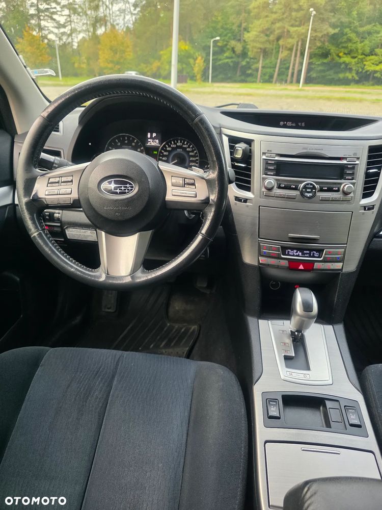 Subaru Outback - 12