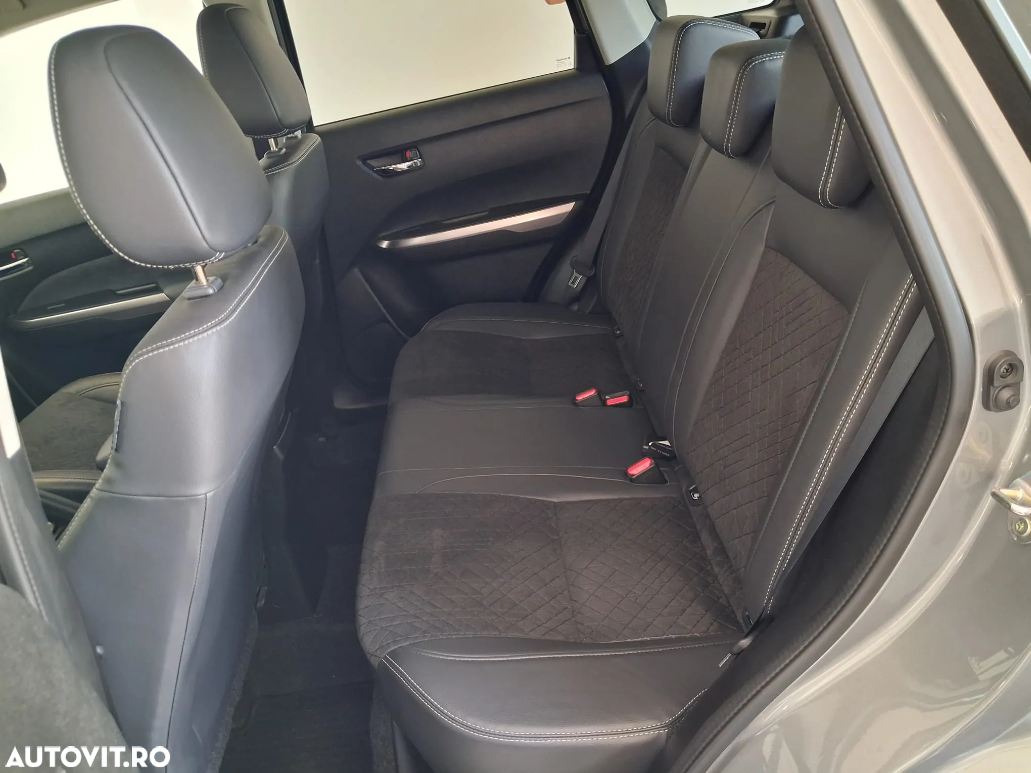Suzuki Vitara 1.4 ALLGRIP Luxus - 9