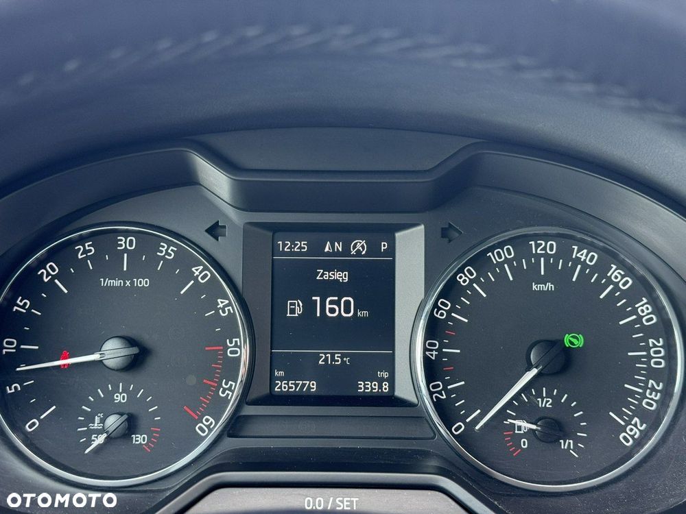 Skoda Octavia Combi 2.0 TDI DSG Style - 21