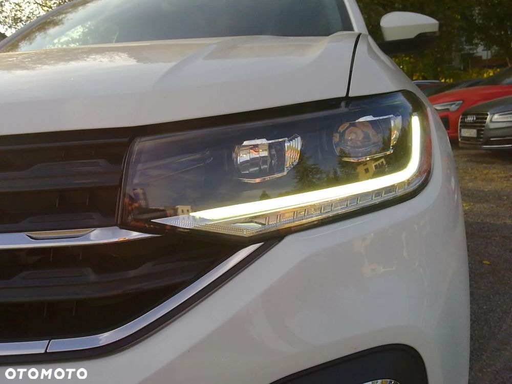 Volkswagen T-Cross 1.5 TSI OPF DSG R-Line - 11