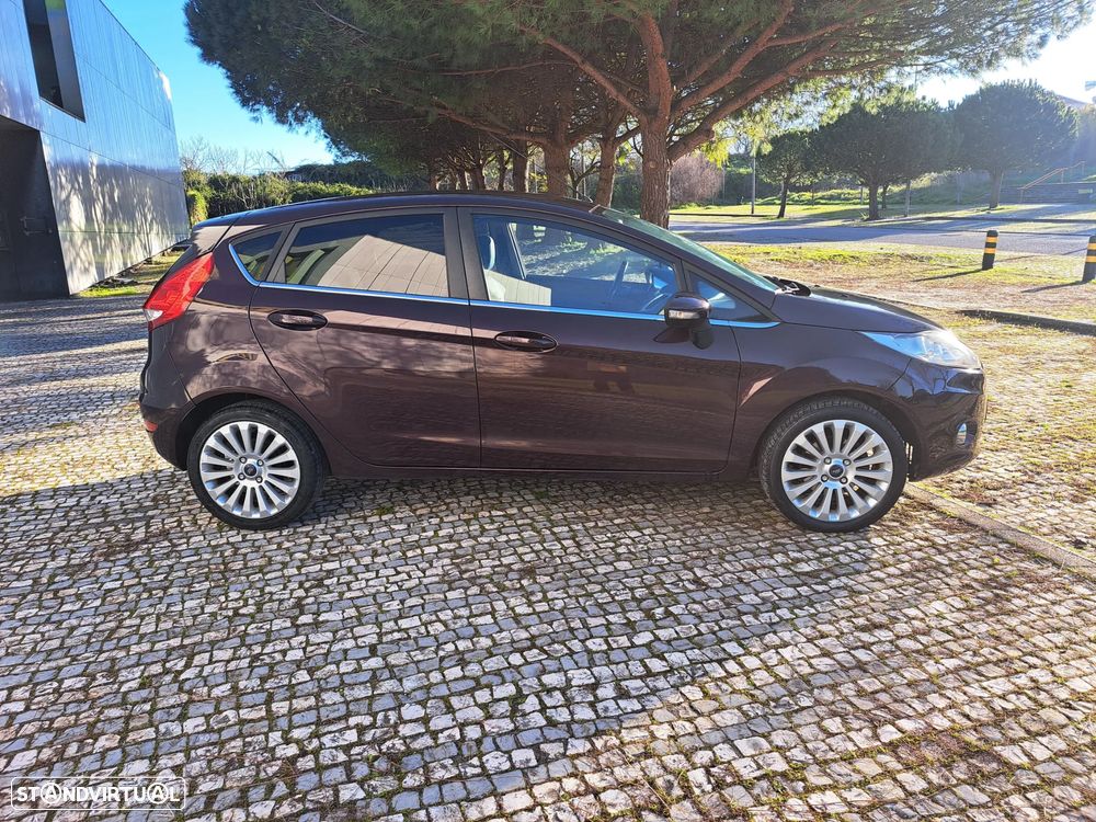 Ford Fiesta 1.25 Titanium - 10