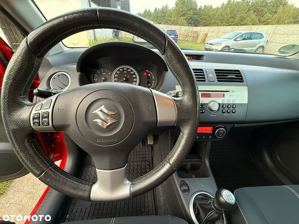 Suzuki Swift 1.3 Sunlight Edition - 16