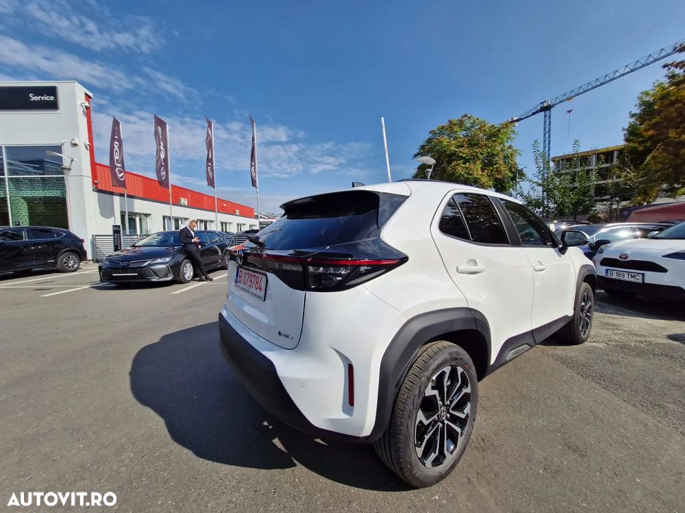 Toyota Yaris Cross 1.5 VVT-i HSD 4x2 Dynamic - 7