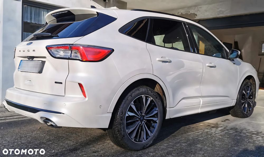 Ford Kuga - 4