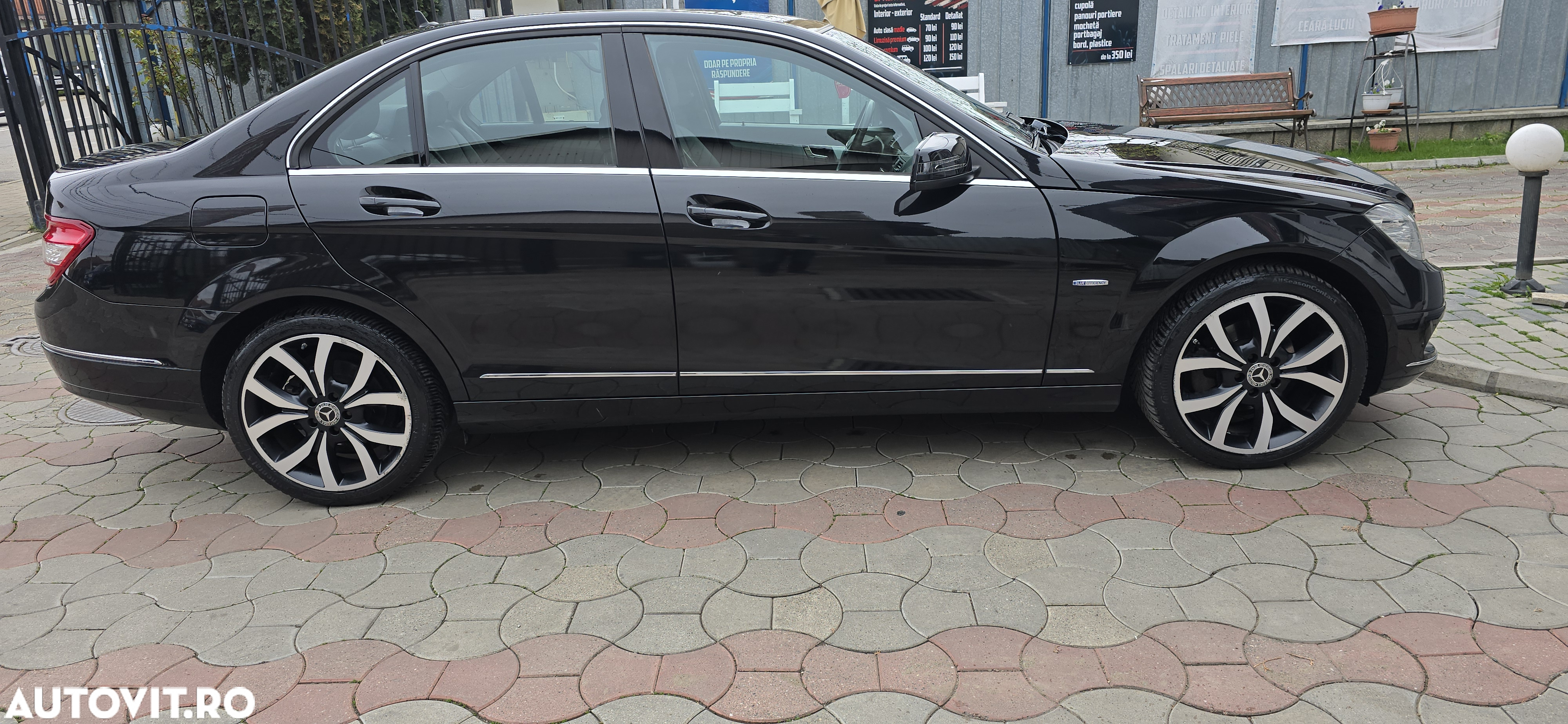 Mercedes-Benz C 180 CGI Automatik BlueEFFICIENCY Avantgarde - 3