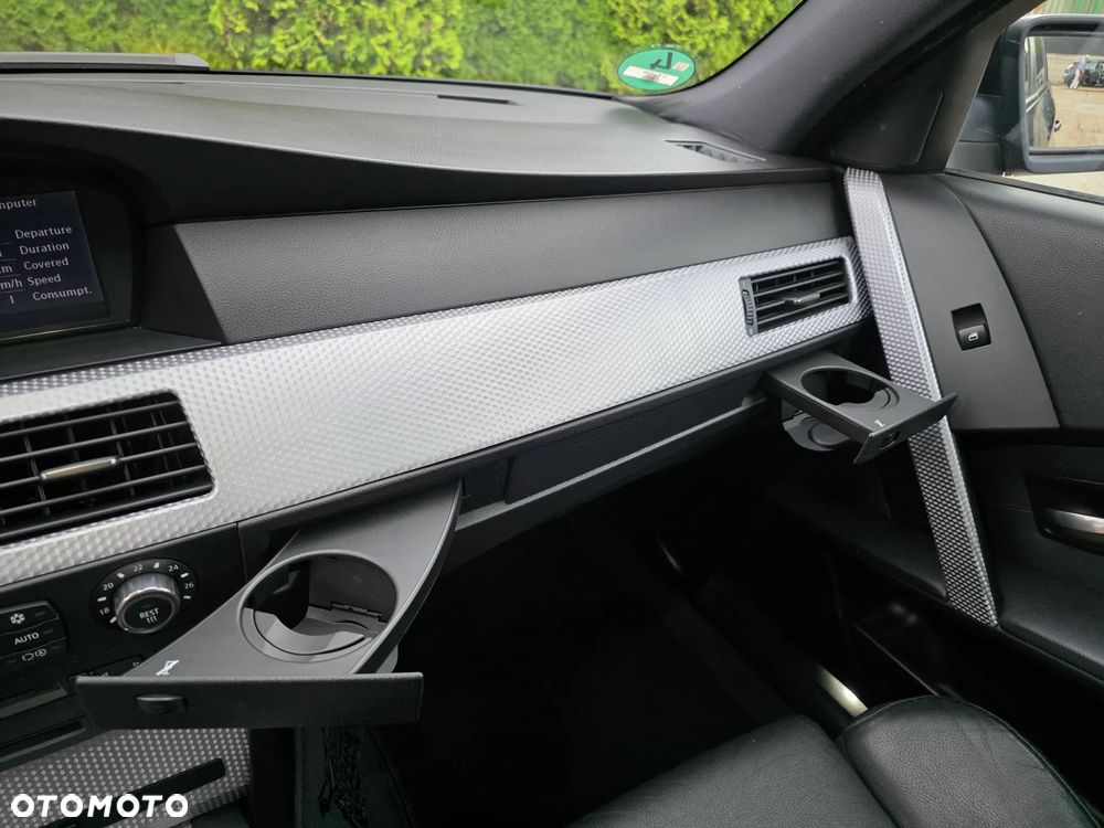 BMW Seria 5 530xi - 22