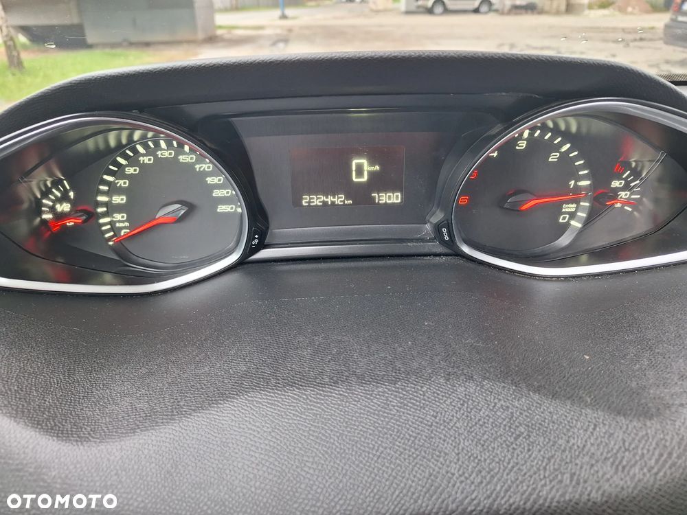 Peugeot 308 1.6 BlueHDi Active S&S - 33