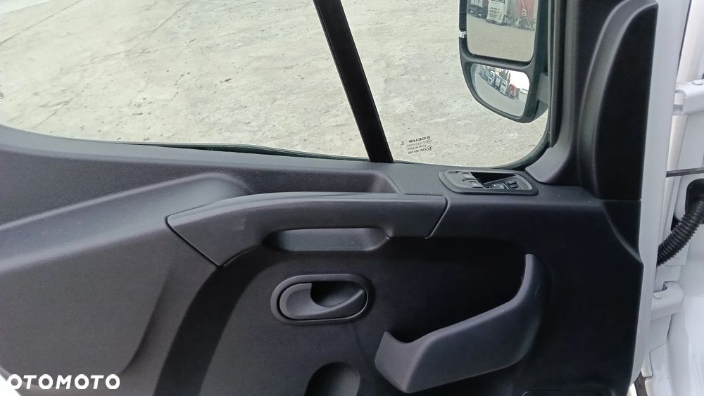 Renault Master - 22