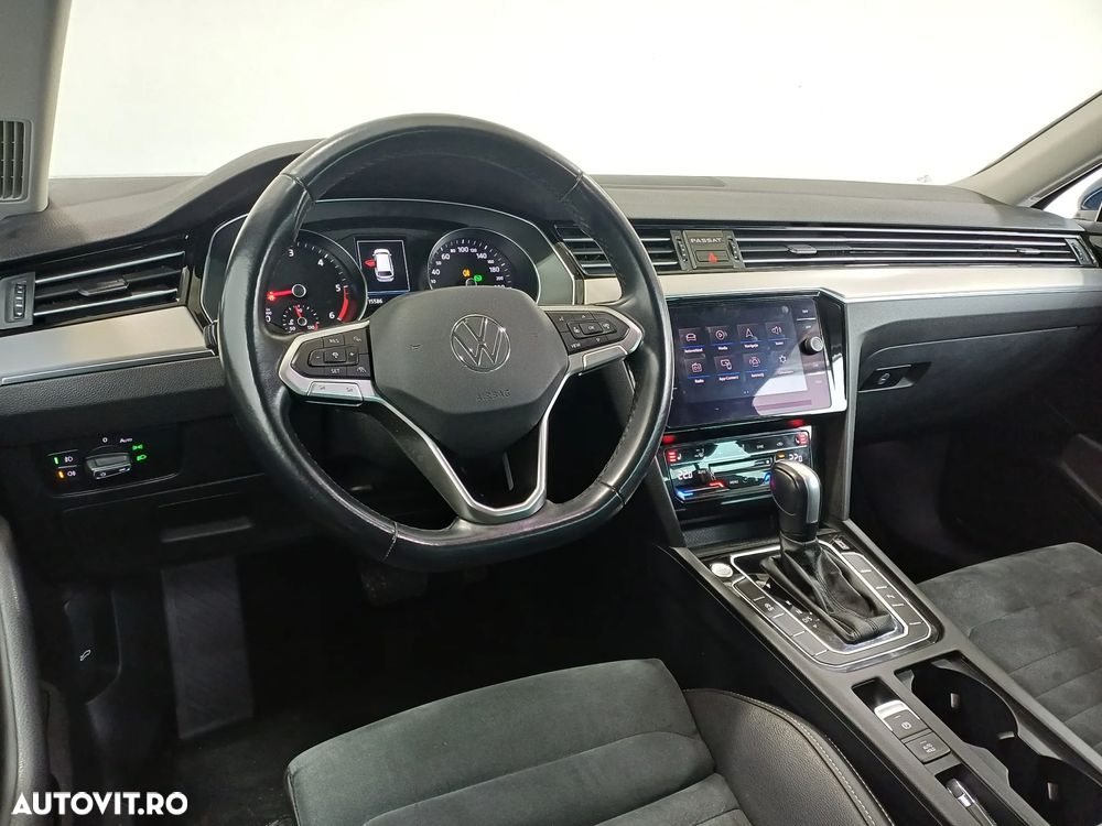 Volkswagen Passat 2.0 TDI SCR DSG Elegance - 7
