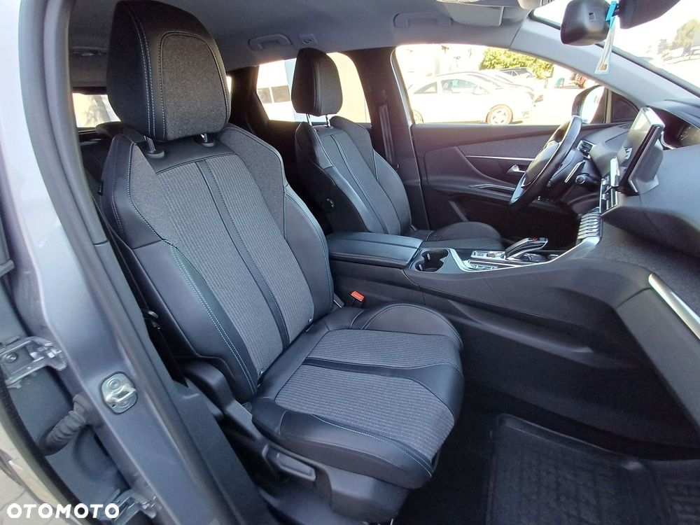 Peugeot 3008 - 13