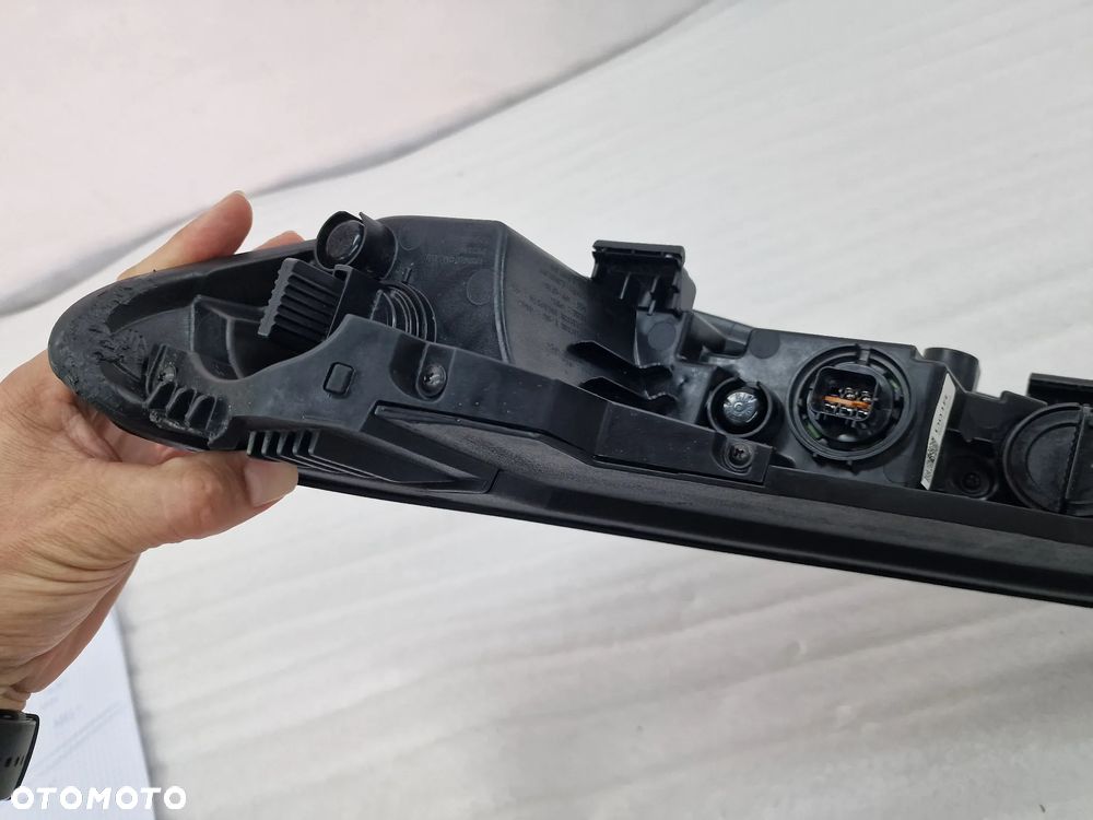 HYUNDAI KONA 17- PRAWA LAMPA PRZEDNIA PRZÓD LED / DRL , NR 92208-J9000 , NR AUKCJI LA643 - 12