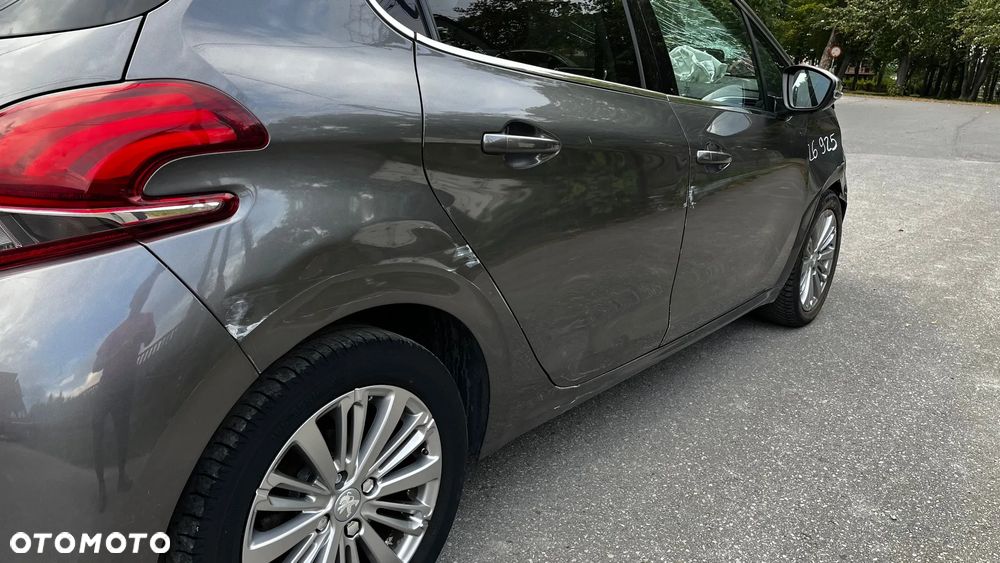 Peugeot 208 PureTech 110 Stop & Start EAT6 Allure - 6