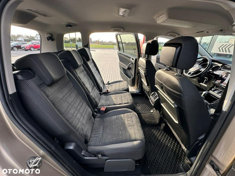 Volkswagen Touran 1.4 TSI BMT Highline DSG - 15