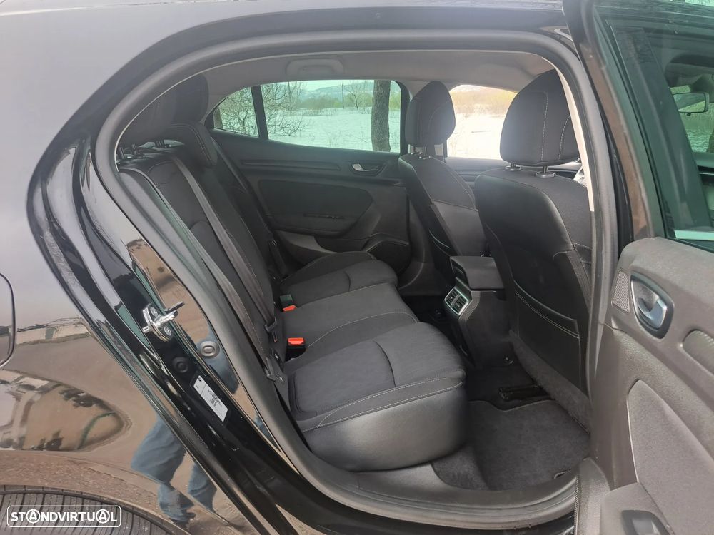 Renault Mégane 1.3 TCe Limited - 26