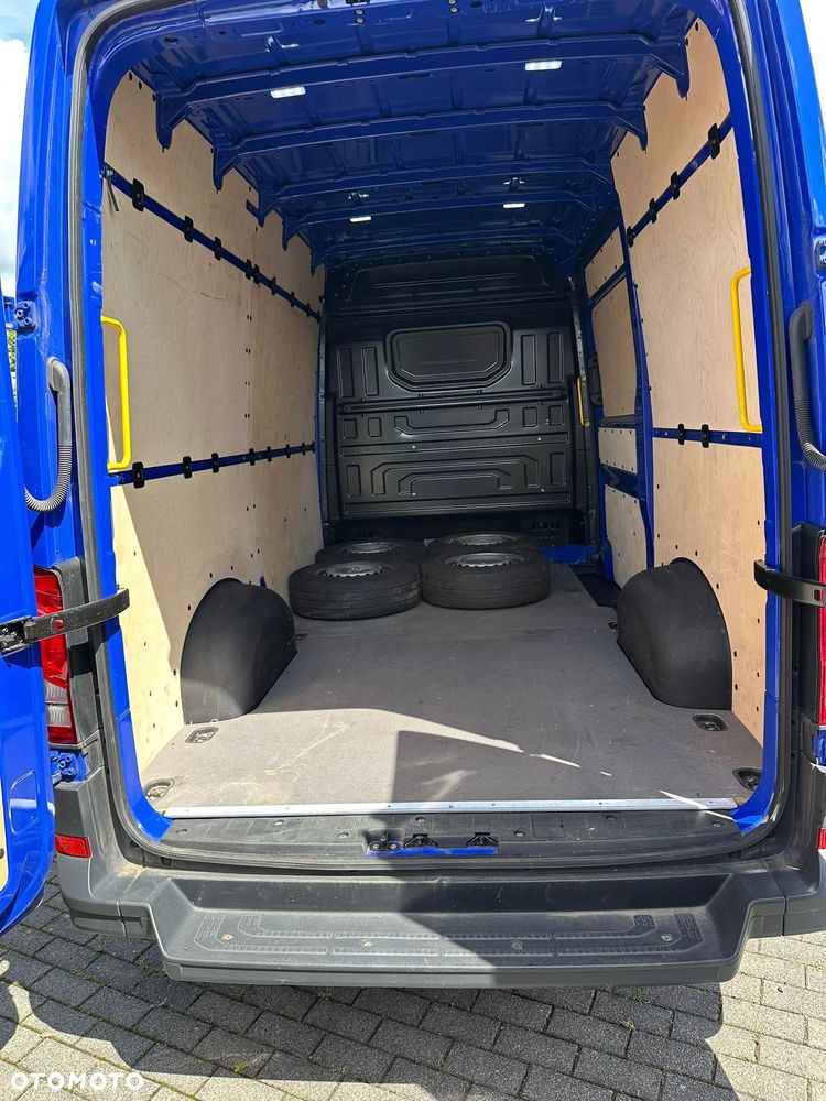 Volkswagen CRAFTER SYN1E BLASZAK - 12