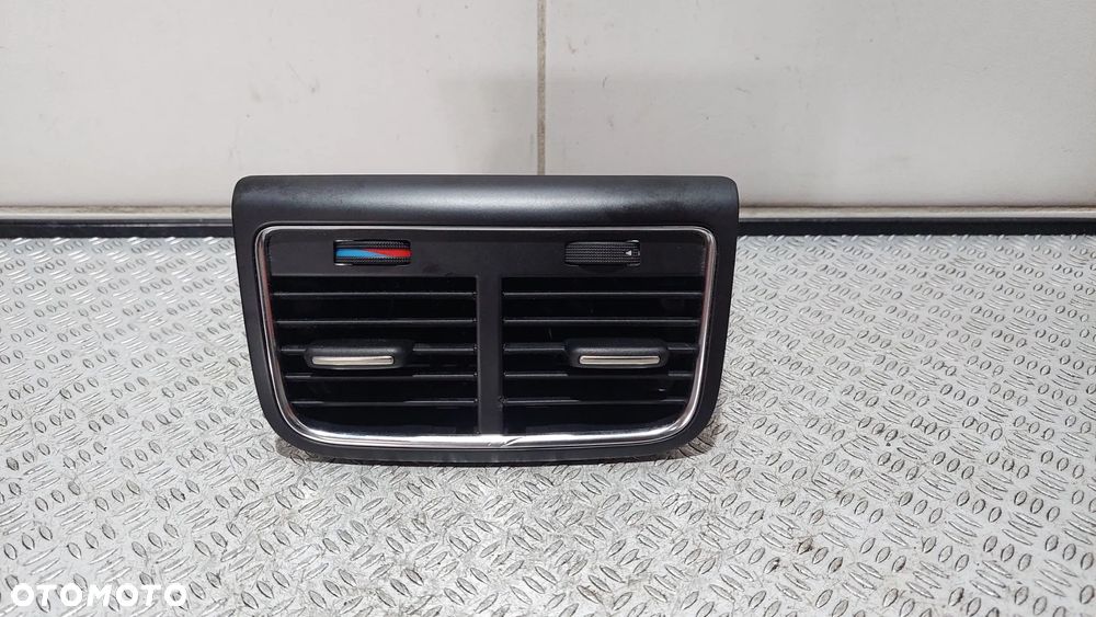 KRATKA NAWIEWU TYŁ AUDI A4 B8 R2009 NR 8K0819203E - 1