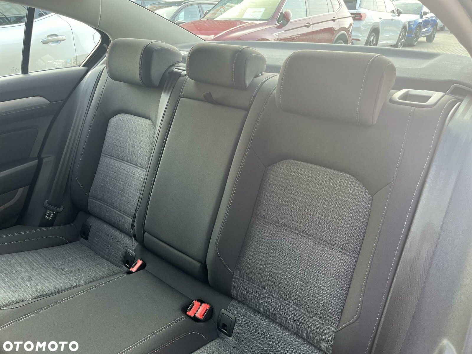 Volkswagen Passat 1.5 TSI EVO Business DSG - 32