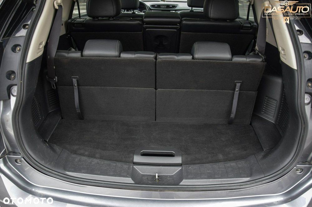 Nissan X-Trail 2.0 dCi Tekna 4WD Xtronic 7os - 29