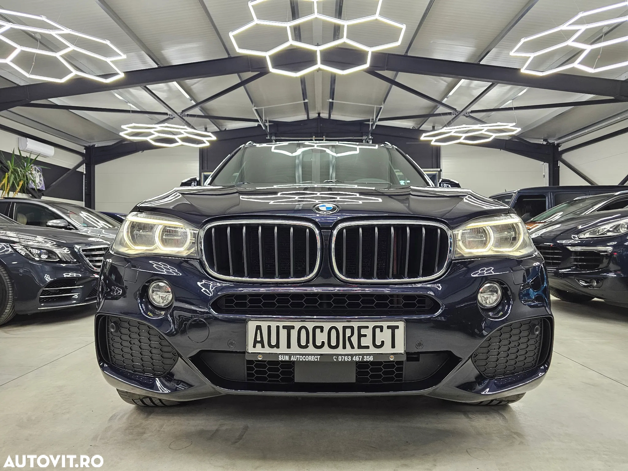 BMW X5 - 30
