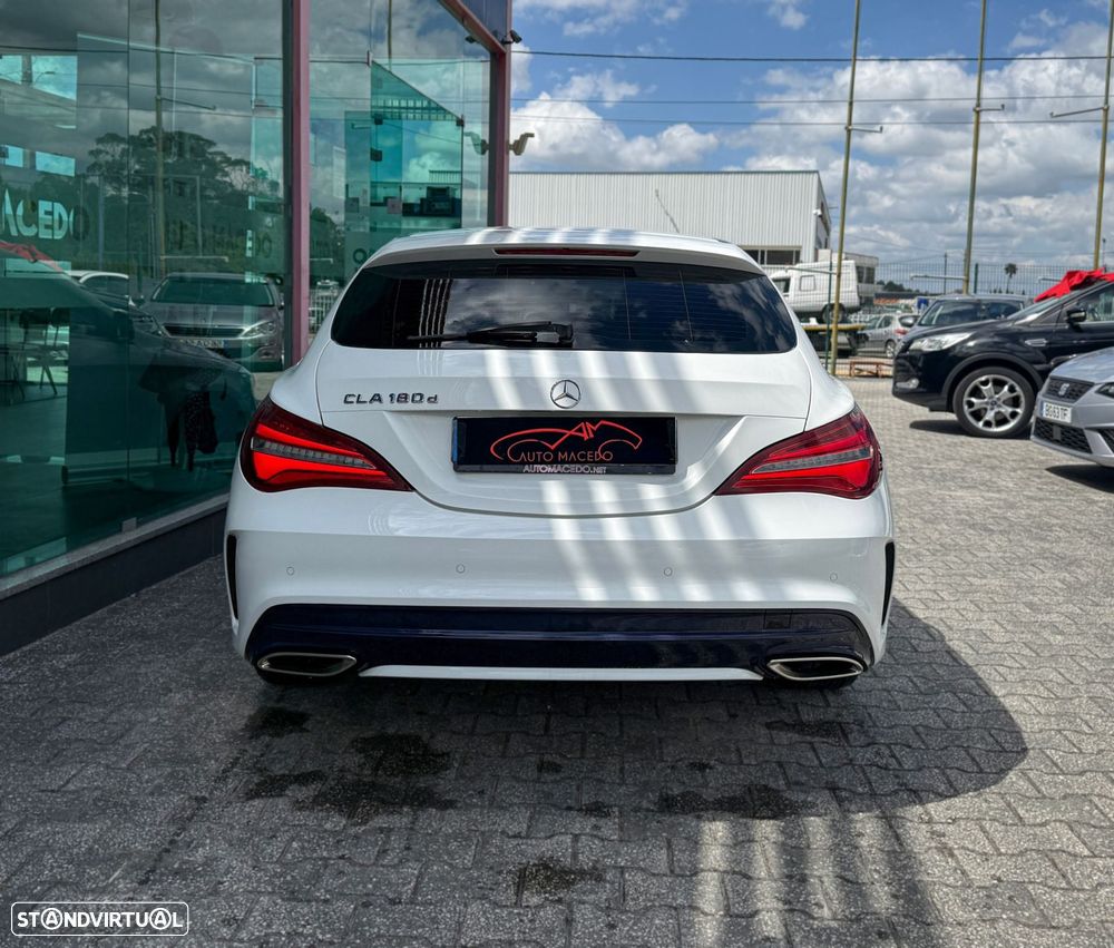 Mercedes-Benz CLA 180 d Shooting Brake AMG Line - 4