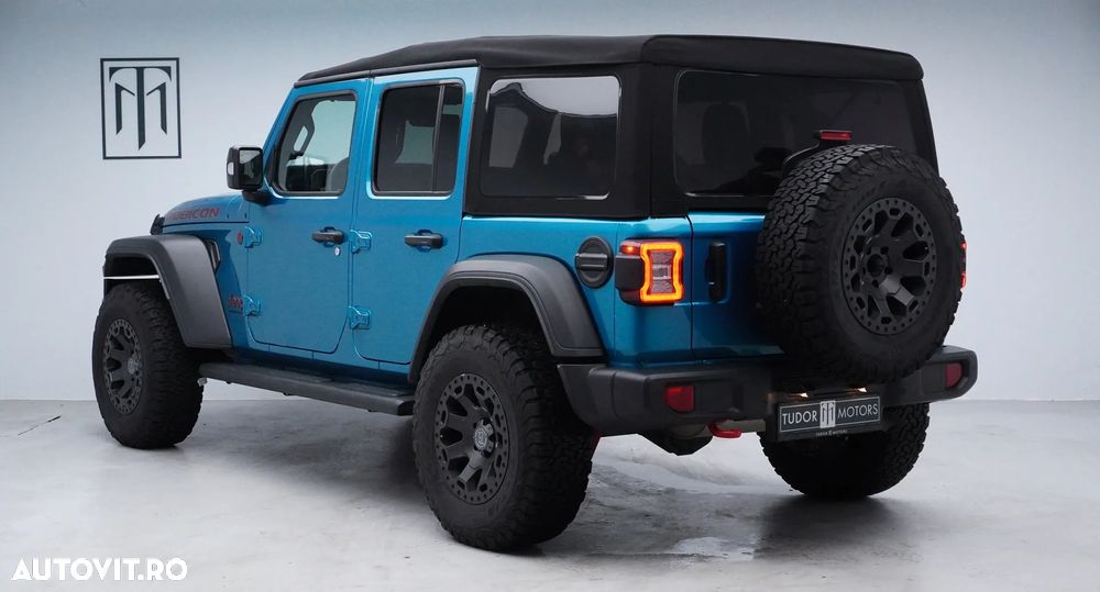 Jeep Wrangler Unlimited 2.0 AT8 4WD Rubicon - 3