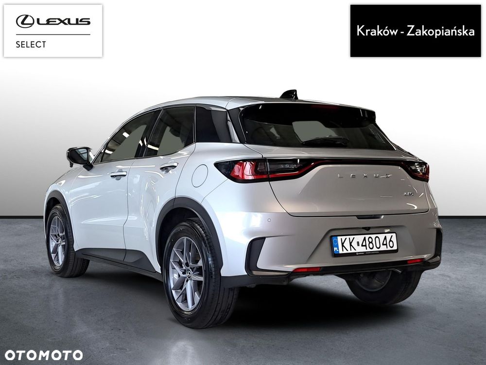 Lexus LBX 1.5 Hybrid - 8