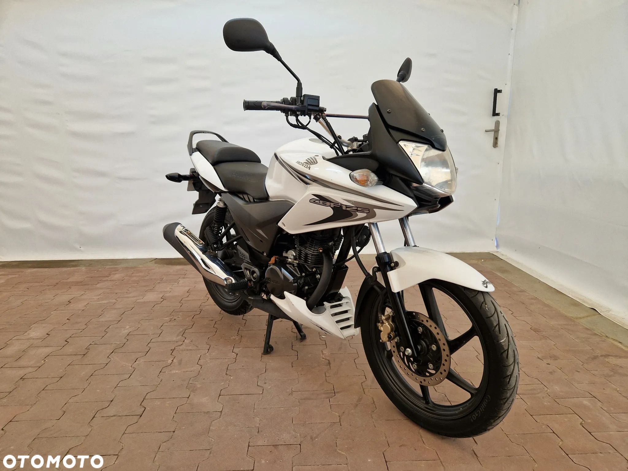Honda CBF - 1