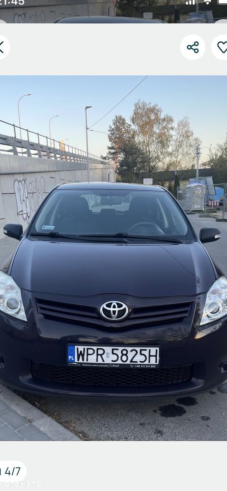 Toyota Auris 1.4 D-4D Luna - 4