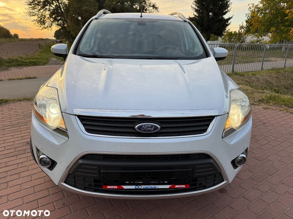Ford Kuga 2.5 4x4 Titanium - 2