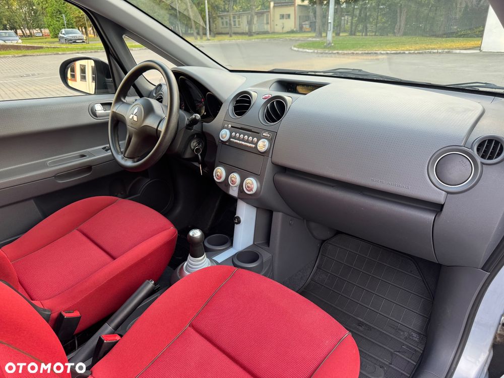 Mitsubishi Colt 1.5 Automatik Instyle - 25