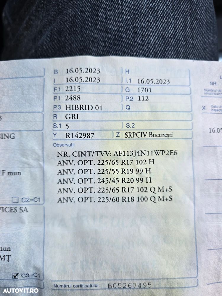 Ford Kuga 2.5 Duratec FHEV FWD ST Line - 25