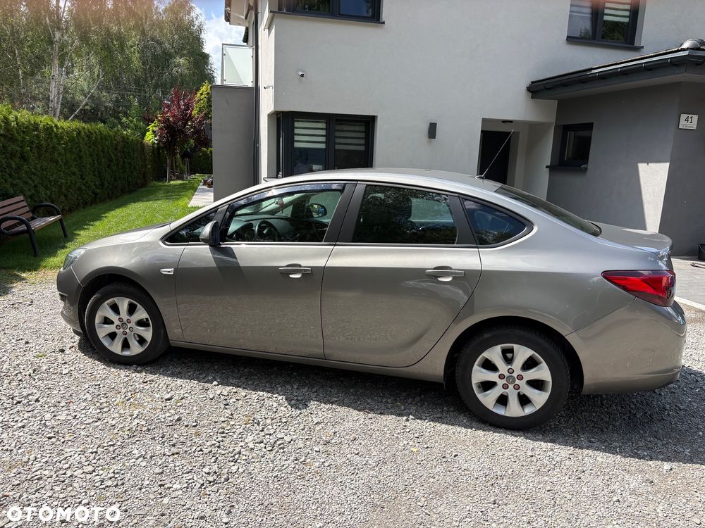 Opel Astra - 7