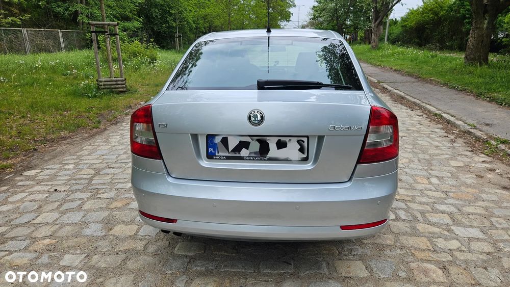 Skoda Octavia 1.4 TSI Ambiente - 6