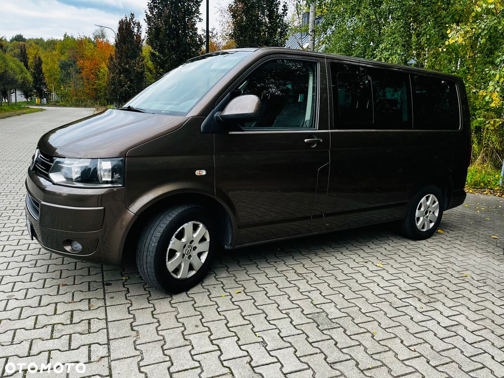 Volkswagen Multivan - 7