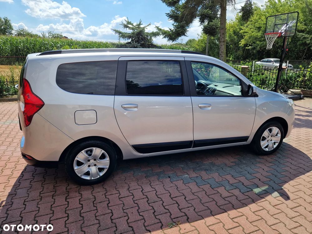 Dacia Lodgy 1.6 SCe Laureate S&S - 32