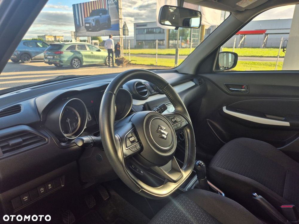 Suzuki Swift 1.2 Dualjet SHVS Premium - 17