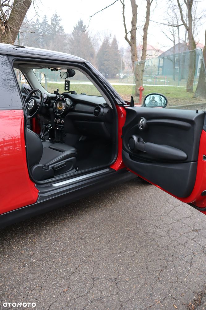 MINI Cooper Standard - 19