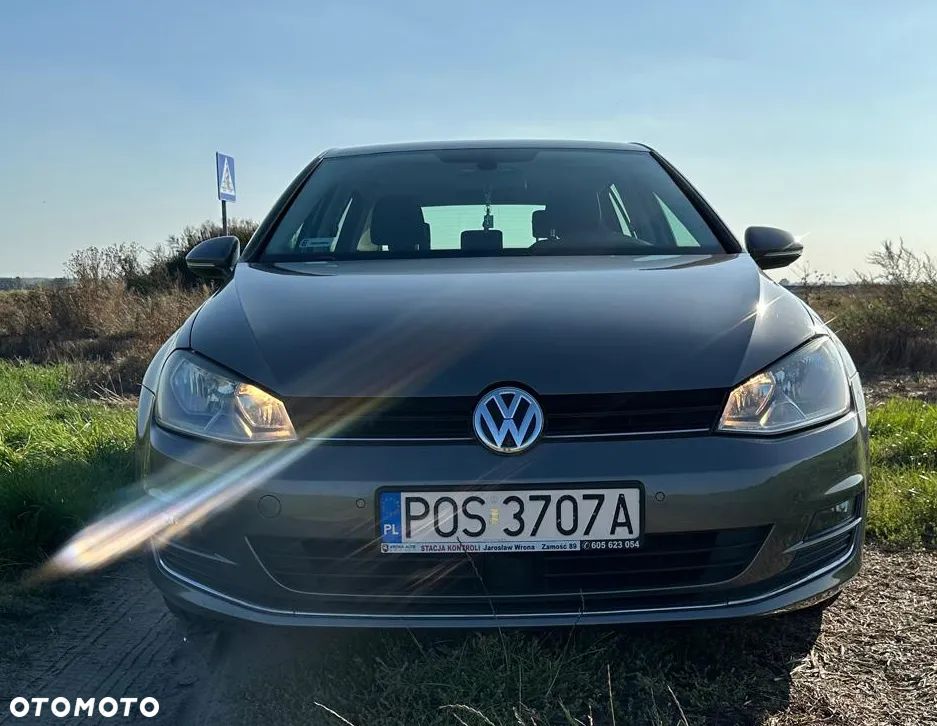 Volkswagen Golf 1.6 TDI BlueMotion Comfortline - 25