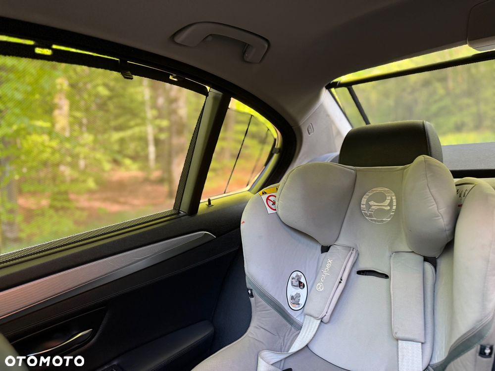 BMW Seria 5 535d xDrive Sport-Aut Modern Line - 31