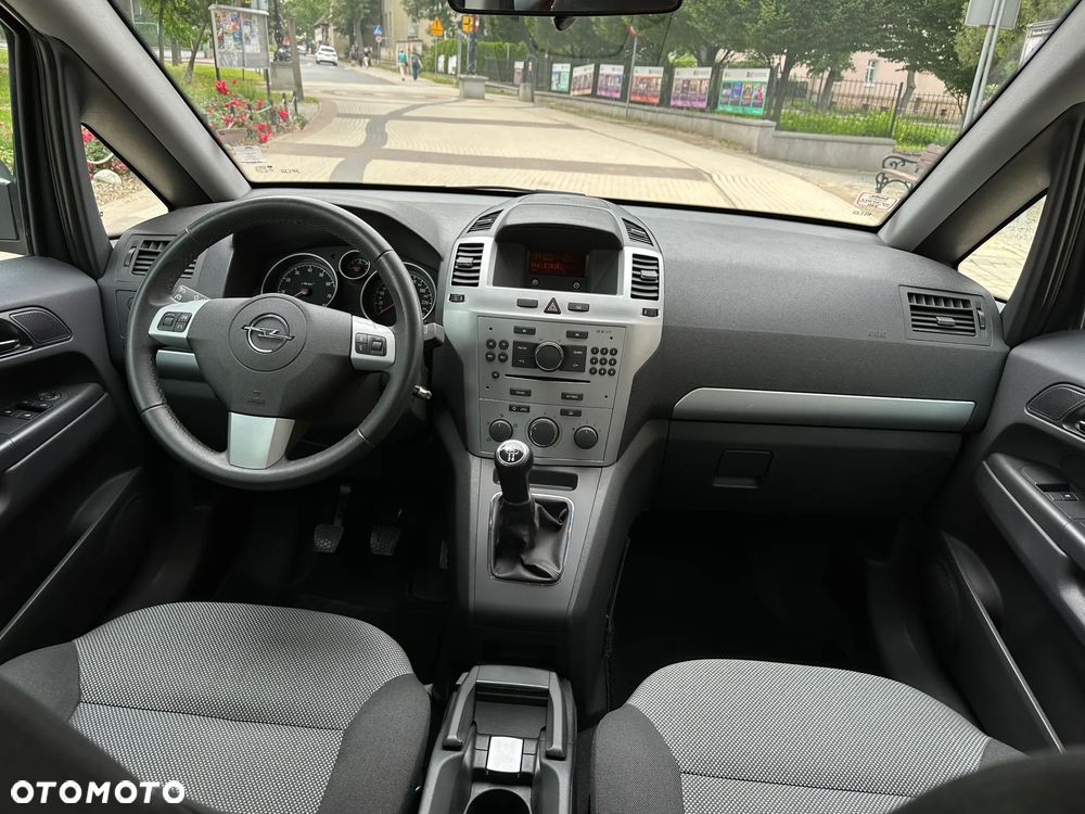Opel Zafira 1.8 Family - 7