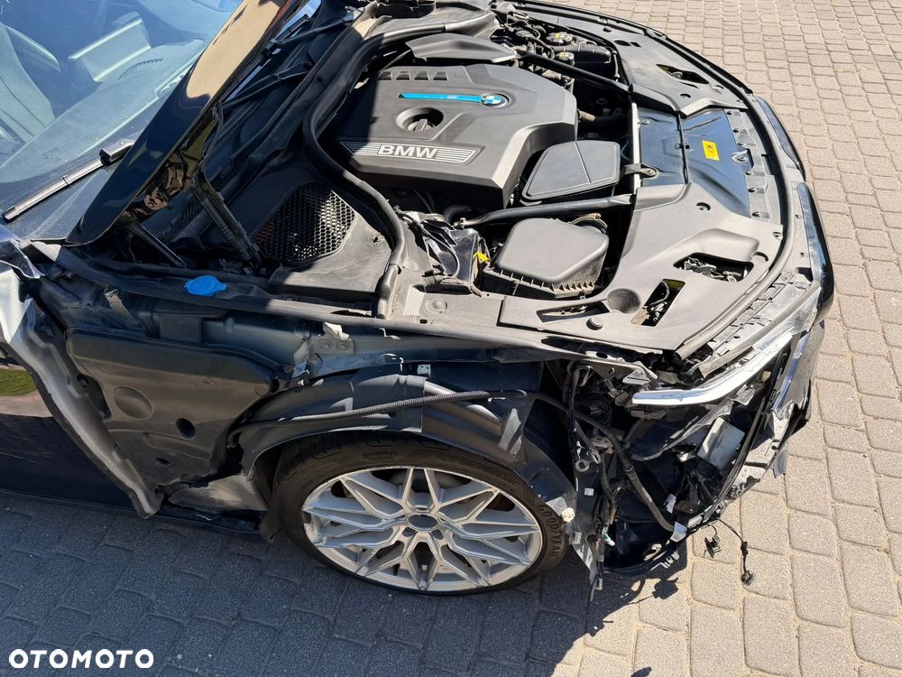 BMW Seria 5 530e iPerformance xDrive - 29