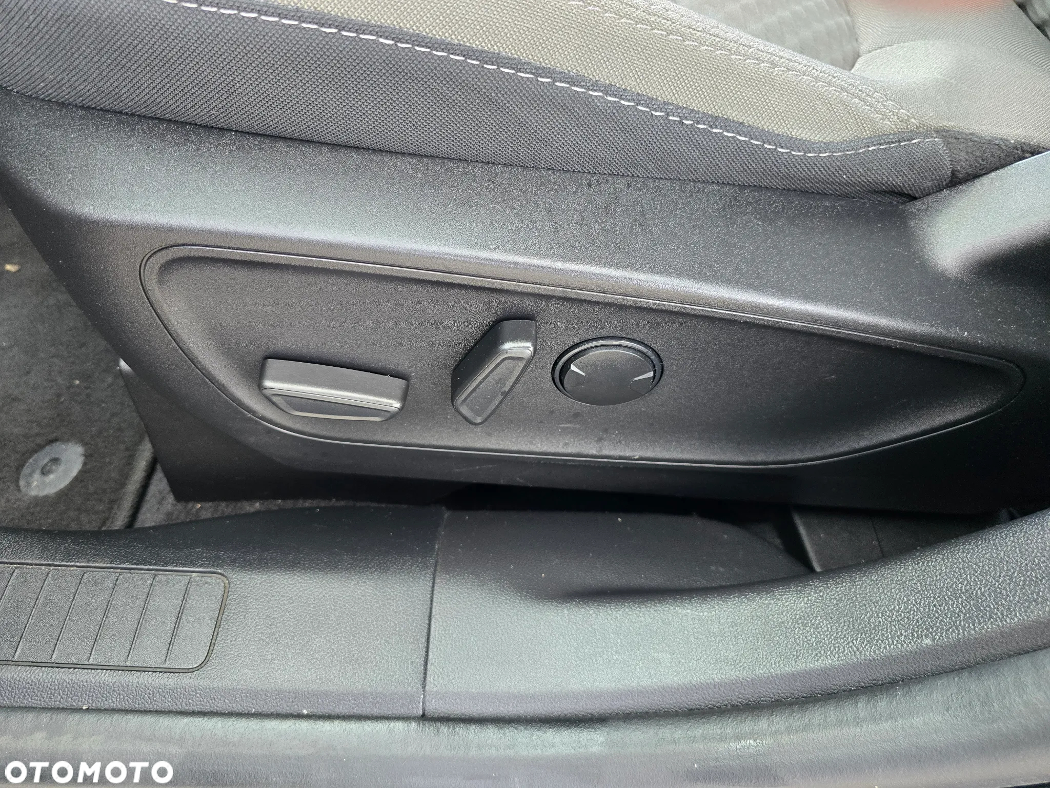 Ford Escape - 25