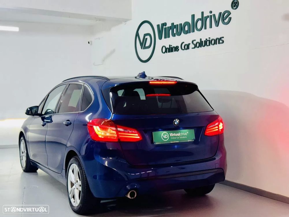 BMW 216 Active Tourer d Line Sport - 18