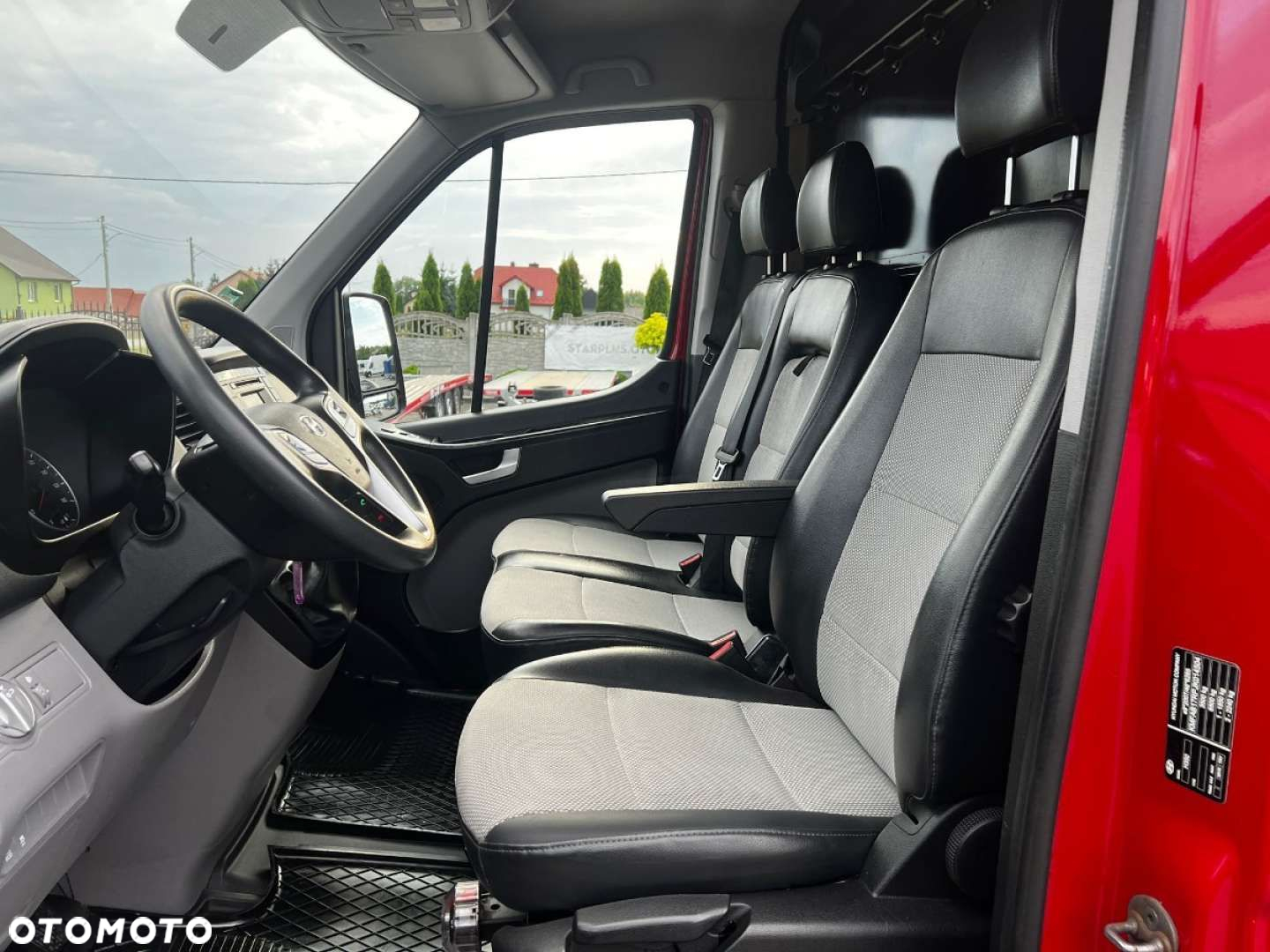 Hyundai H 350 - 32