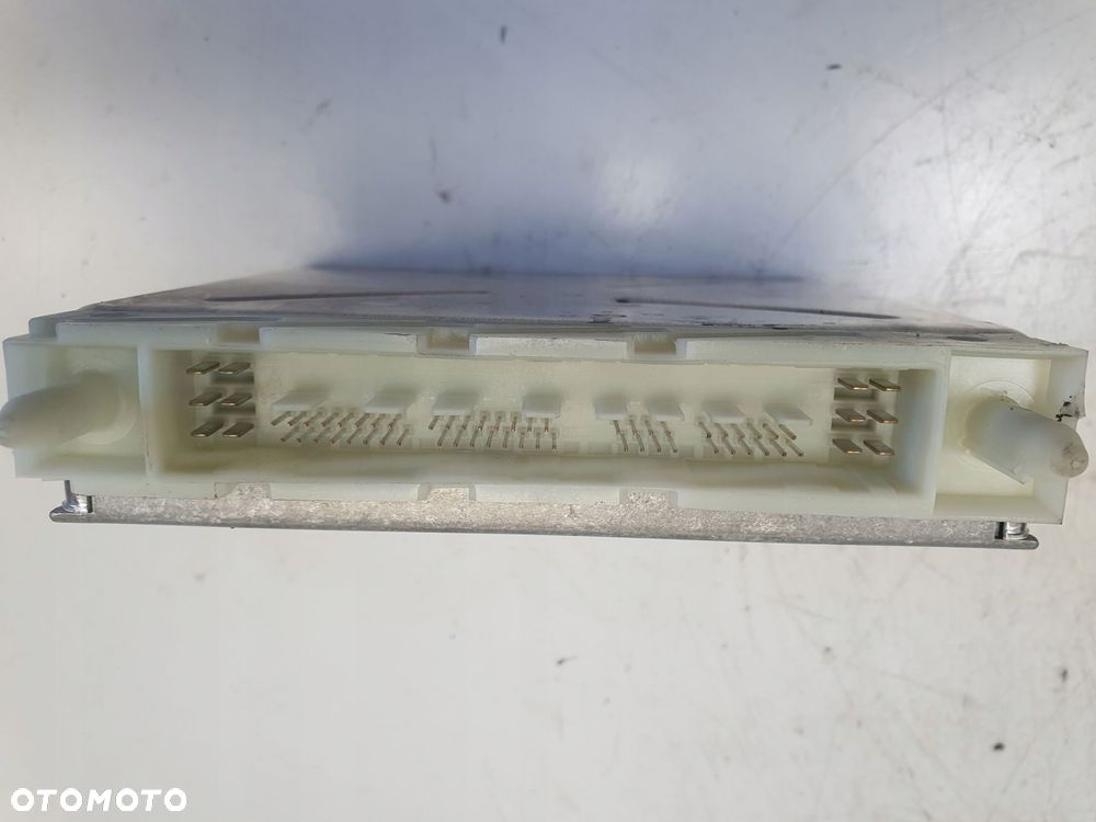 Volvo V70 XC70 2.4 D5 KOMPUTER SKRZYNI sterownik 1T0101C00 P30646719 - 3