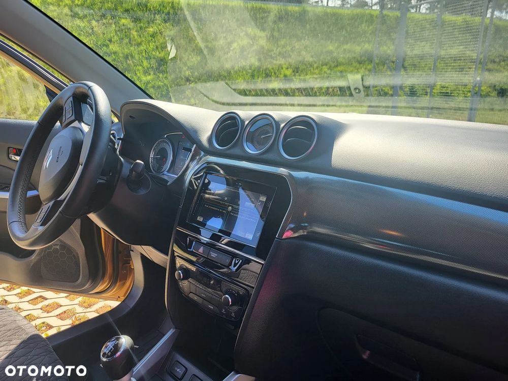 Suzuki Vitara 1.4 Boosterjet SHVS Elegance 2WD - 4