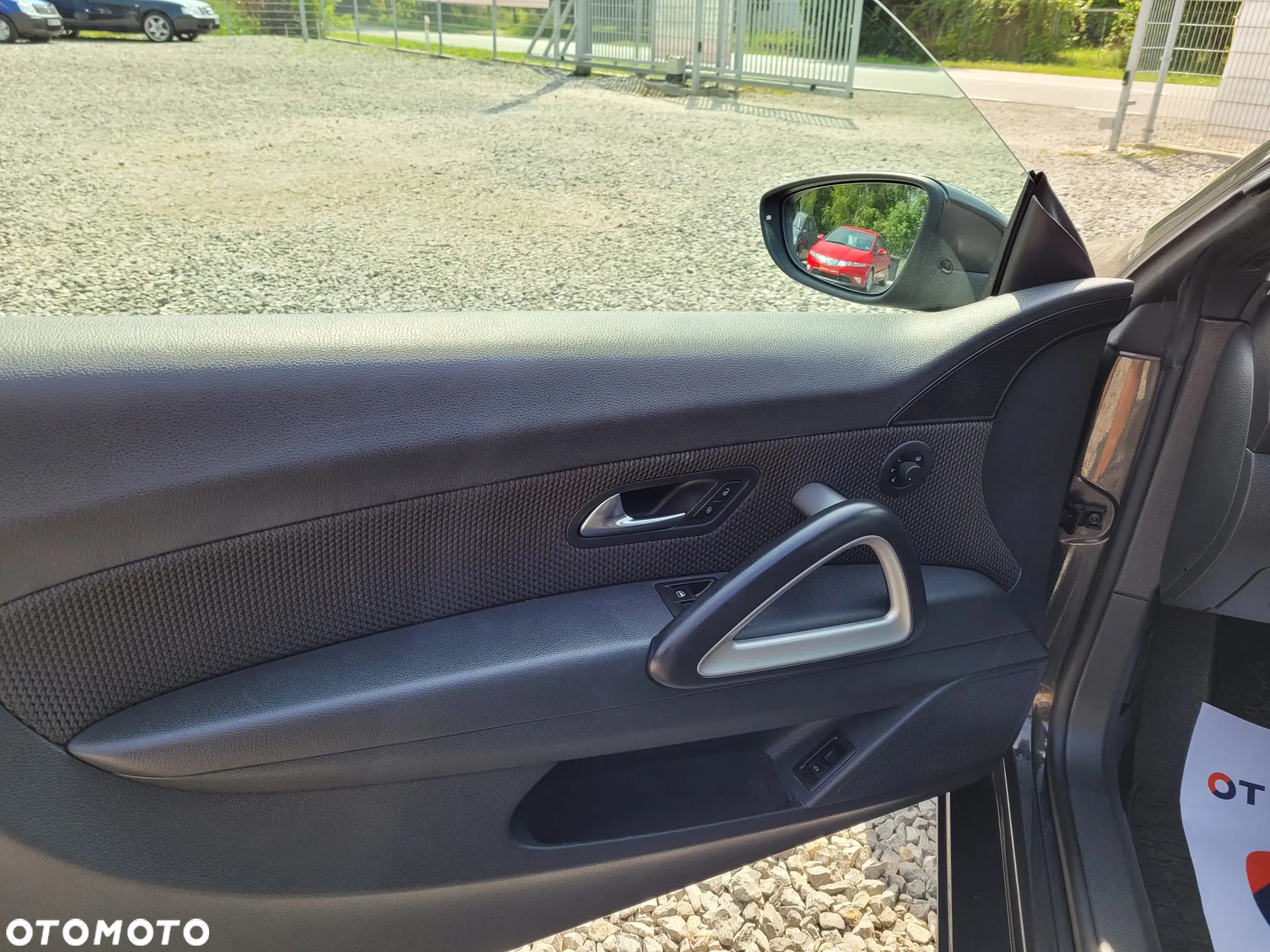 Volkswagen Scirocco 1.4 TSI Perfectline R-Style - 13