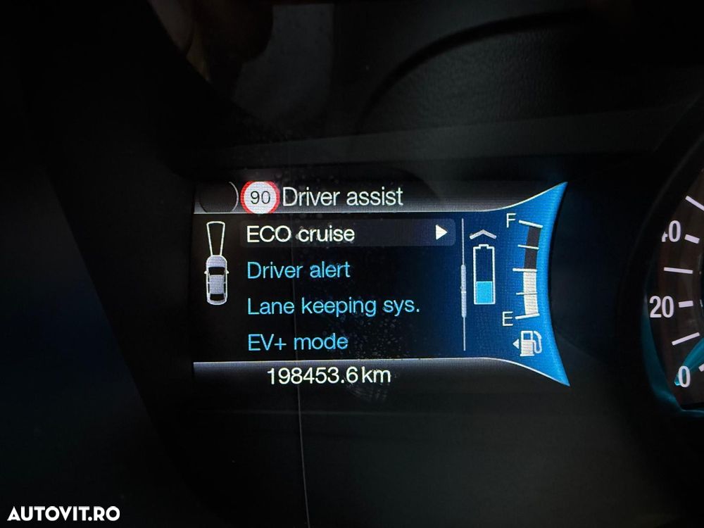 Ford Mondeo Vignale 2.0 Hybrid - 21